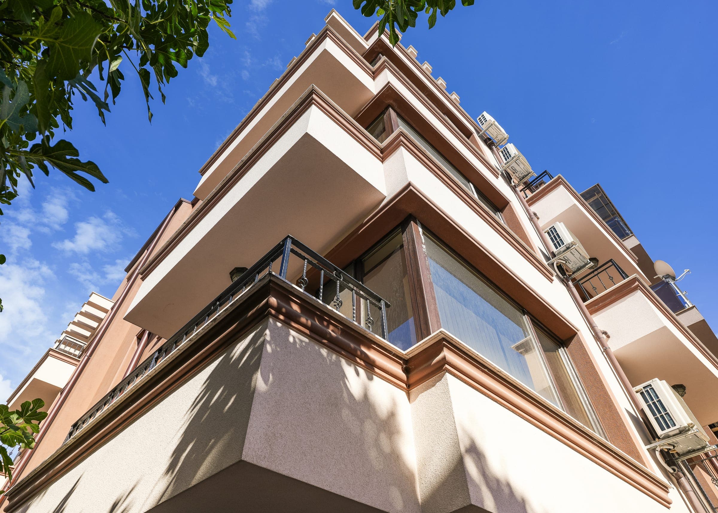 Младост 23 - снимка 5